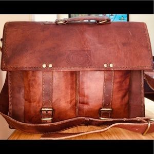 GRUNTLUXURY Large Handmade Leather messenger bag